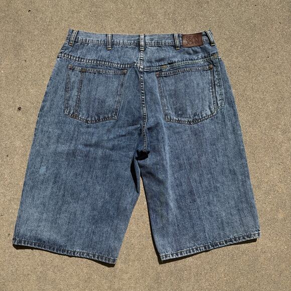 Men's Vintage Y2k Sean John Baggy Long Denim Jean HipHop Shorts Jorts Sz 40 x 15 - Picture 3 of 5